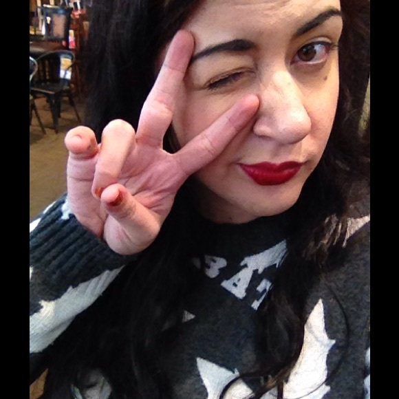 Meet your Posher, Kristen - Picture 1 of 1