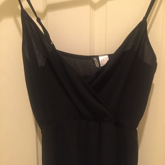 Black dress from H&M - Picture 2 of 3
