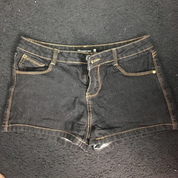 Cute jeaned shorts
