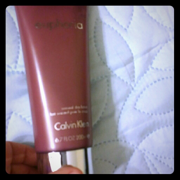 100% auth Calvin Klein Euphoria new sensual lotion