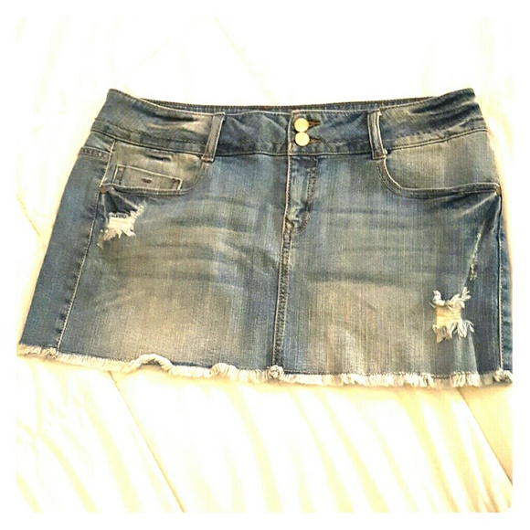 Mudd Skirt