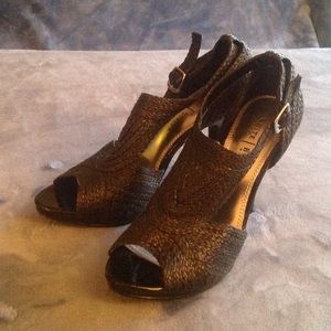 Women's dress shoes.