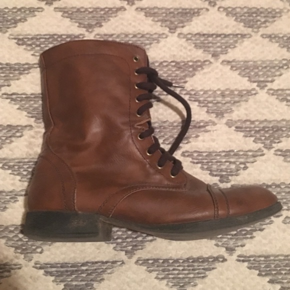 These combat boots are super cool! - Picture 4 of 4