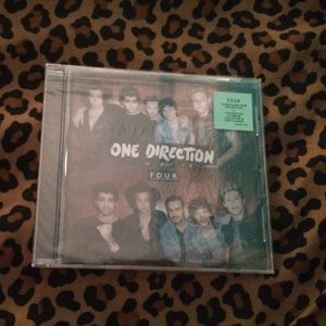 One direction album "FOUR" CD. Has no been opened