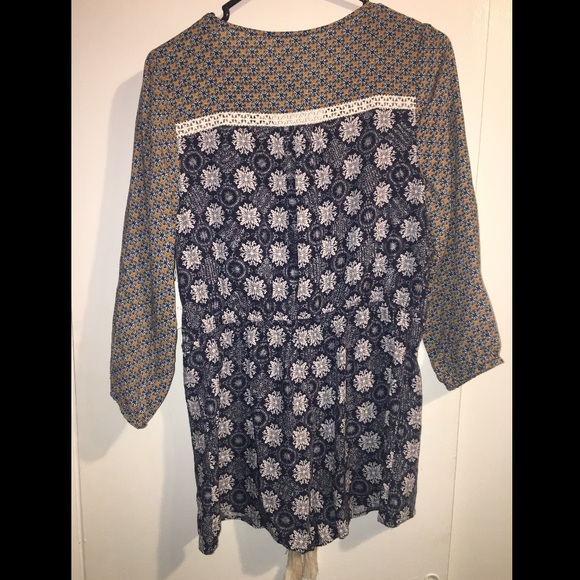 Patterned Romper - Picture 2 of 3