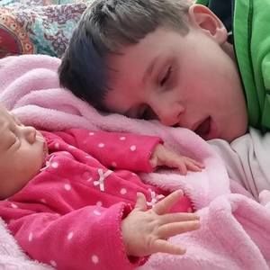 Meet your Posher, Carey