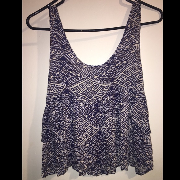 Patterned Tank Top - Picture 2 of 3