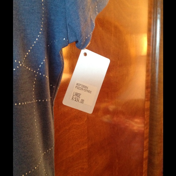 NEW Ecko Red top - Picture 3 of 4