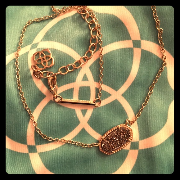 NWOT Kendra Scott Elisa Necklace in Platinum Drusy