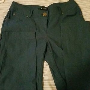 Size 6 pants great condition, 89th & Madison brand