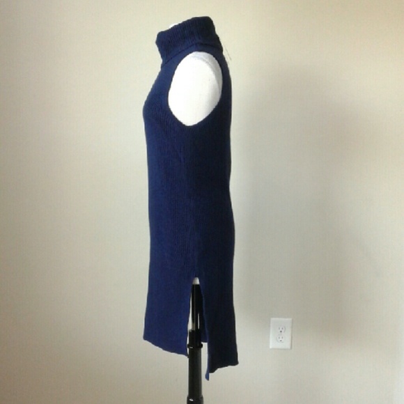 Textured blue tabard sleeveless sweater top SOLD!! - Picture 3 of 3