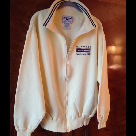 Sweatshirt, DONATING SOON