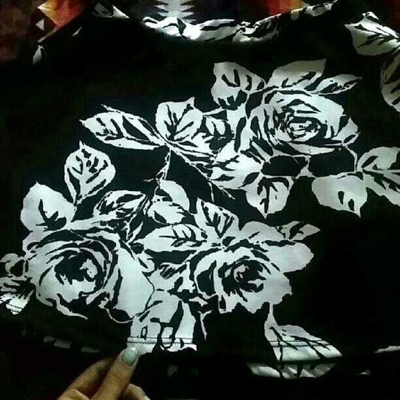 Floral circle skirt - Picture 2 of 2