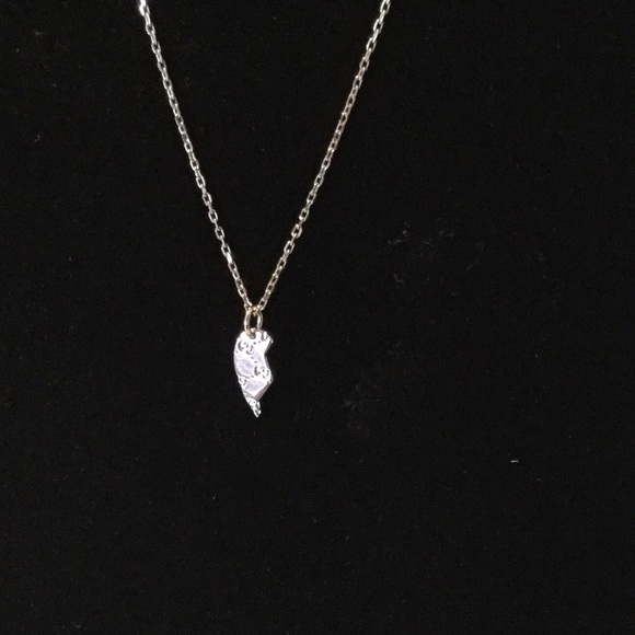 Gucci 18kt White Gold Split Heart Necklace