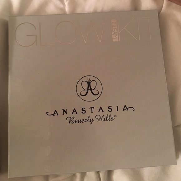 Anastasia Bev Hills Glow Kit Dup