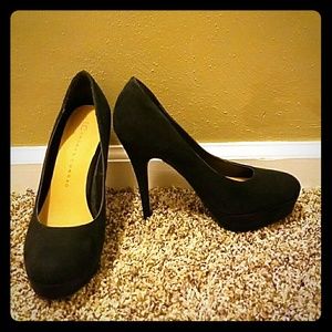 Black suede Lauren Conrad heels size 7.5