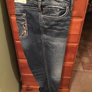 Silver Mid Capri Aiko Jeans