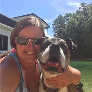 Meet your Posher, Amber