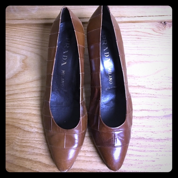 Prada tan leather heel