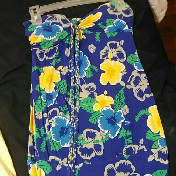 Cute strapless Hawaiian shirt