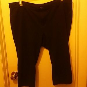 One 5 One capris leggings with pockets!