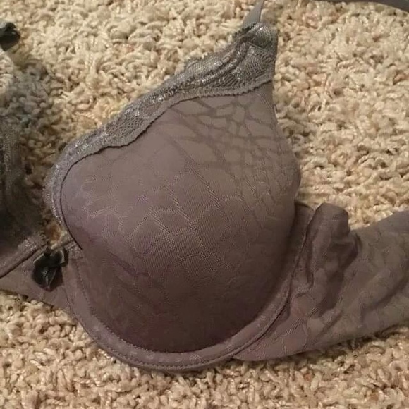 Gray bra - Picture 2 of 2