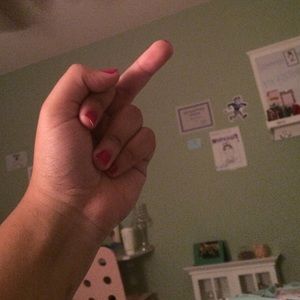 Meet your Posher, Naavah