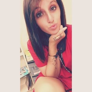 Meet your Posher, Brittany