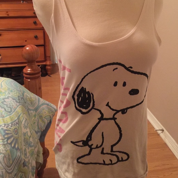 Snoopy tank top💘💘 - Picture 1 of 3
