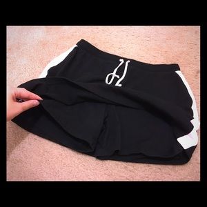 Blast sport Black and White work out skort❤️