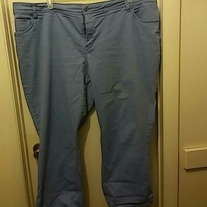 Baby blue Sonoma capris size 22