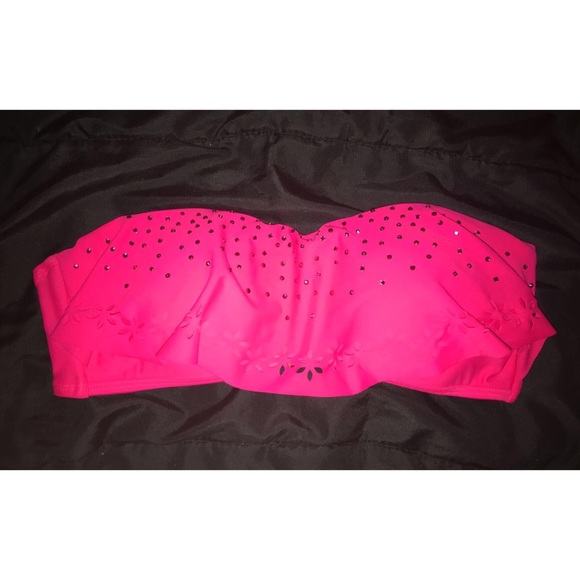 ✨ Hot pink sequin bikini top - Picture 1 of 2