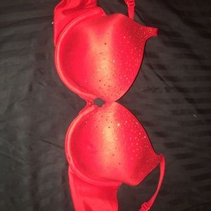 Victoria secrets bra