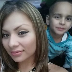 Meet your Posher, Adriana