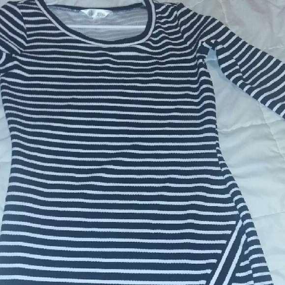 Black and white long sleeve dress