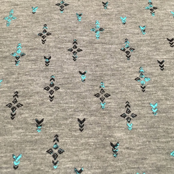 Mossimo Tank top - Picture 2 of 2