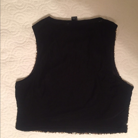 bought shirt off postmark, but it was too small. - Picture 2 of 2