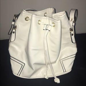 White bucket bag purse