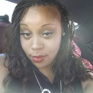 Meet your Posher, Ebony