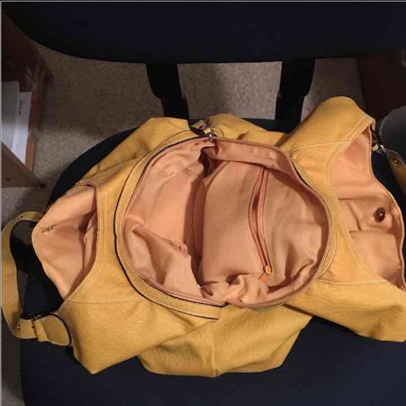 Purse - Picture 4 of 4