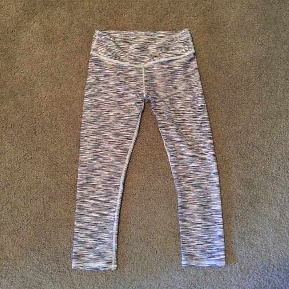 Fabletics crop leggings!