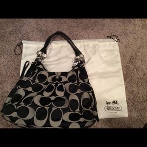 COACH MIA MAGGIE Outline C shoulder bag