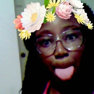 Meet your Posher, Valarie