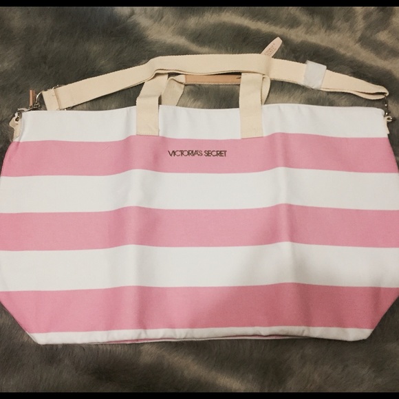 Victoria's Secret Large Pink and White Weekender🎀