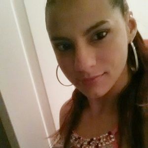 Meet your Posher, Tiana