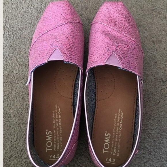 EUC glitter toms final mark down