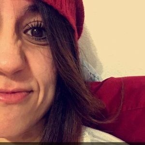 Meet your Posher, Marissa