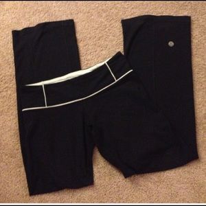 Lululemon yoga pants
