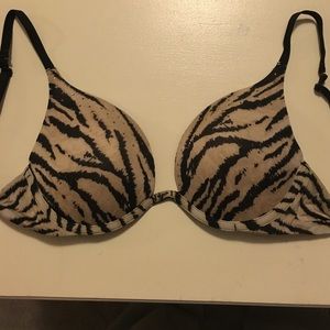 Victoria's Secret Intimates & Sleepwear - Victoria Secret Printed Bra Victoria's Secret Intimates & Sleepwear - Victoria Secret Printed Bra