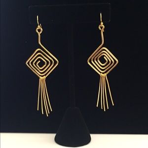 Artisanal earrings